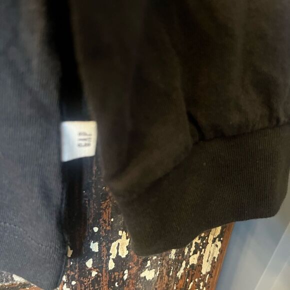 Disney x GAP Black Kids Long Sleeve Shirt. Size S and XXL. NWT. - Picture 2 of 10